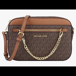 Michael Kors women’s jet set Large East west chain crossbody bag